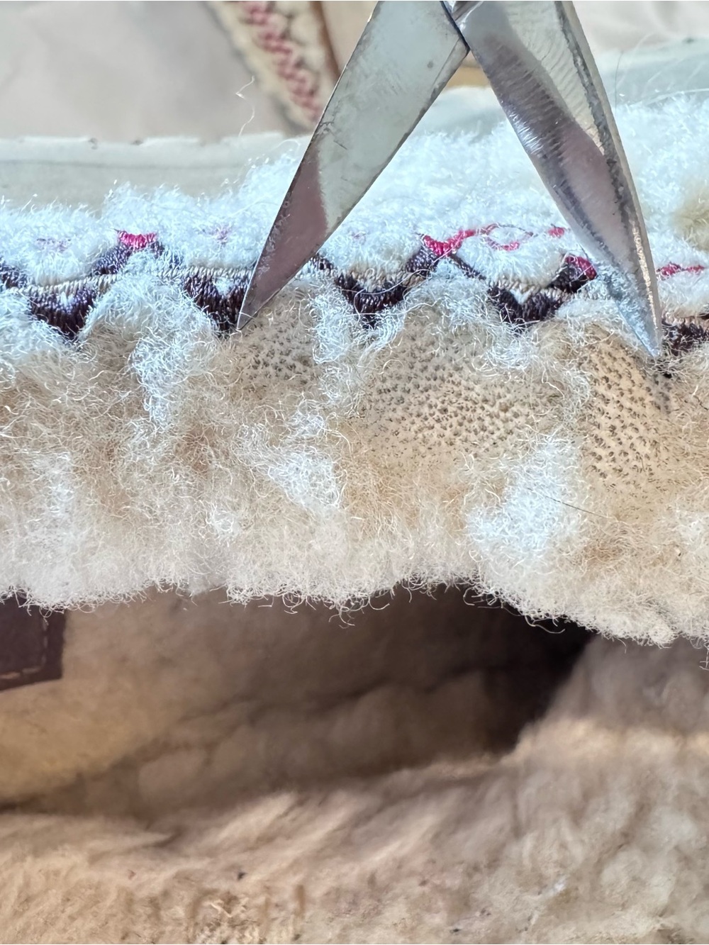 UGG Tazz Heritage Braid Natural Sheepskin Slipper Womens Sz 7 US Platform VGUC - Picture 8 of 10